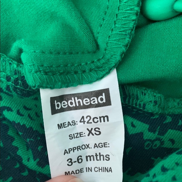 🍊5/$25 BedHead Green Hat with Dinosaur Pattern size 3-6m - Picture 7 of 8